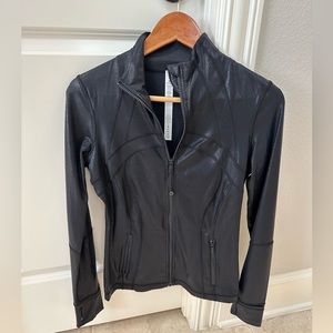 Lululemon Womens Shiny Black Full Zip Jacket